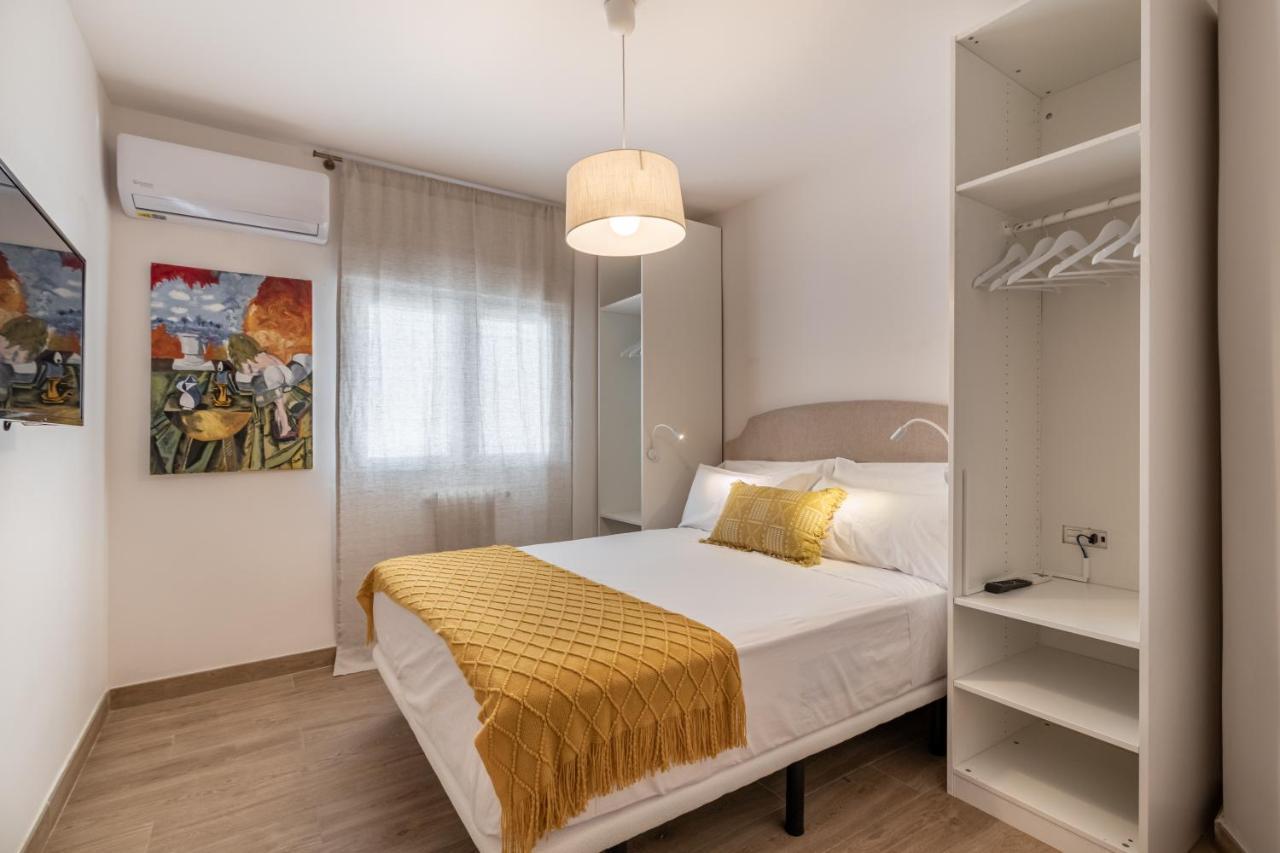 Bns Triunfo Centro Suites Гранада Екстериор снимка