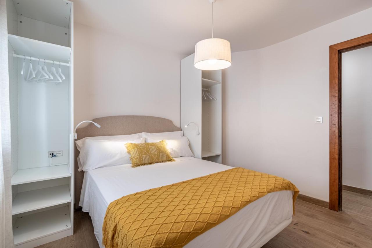 Bns Triunfo Centro Suites Гранада Екстериор снимка
